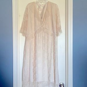 Suzanne Betro off white shear 3/4 sleeve dress New